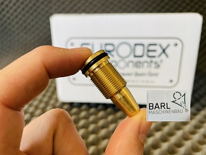 Barl Throttle Screw